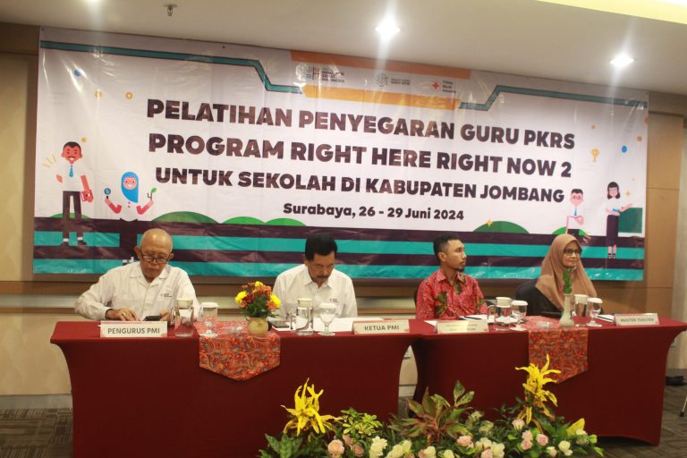YGSI bekerjasama dengan PMI Provinsi Jatim mengadakan Pelatihan penyegaran Pendididkan Kesehatan Reproduksi & Seksual (PKRS)  bagi sekolah-sekolah intervensi PtY dan RHRN2
