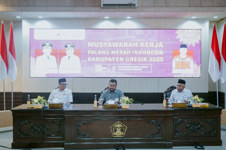 MUSYAWARAH KERJA PMI KABUPATEN GRESIK : PRESTASI DAN EVALUASI KINERJA