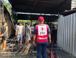 PMI Respon Cepat menangani Kebakaran