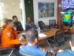 PMI Kab. Banyuwangi Terlibat Penanganan Tenggelamnya Kapal Tunu Pratama Jaya