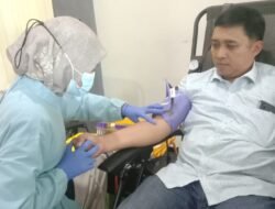 Guru, Karyawan, dan Wali Murid SD Al Irsyad Jember Sumbang Belasan Kantong Darah